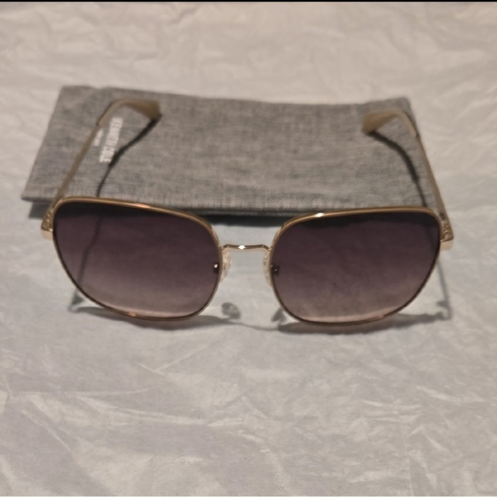 Kenneth Cole Reaction Gold Frame Sunglasses